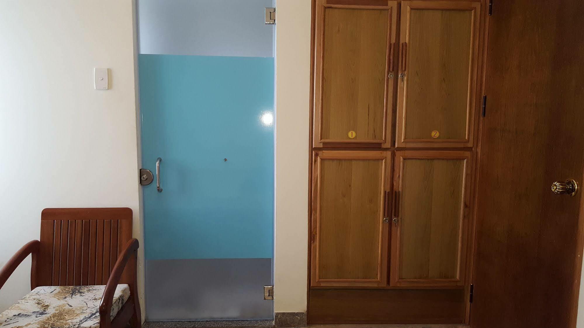 Glocal Beachside Hostel Da Nang Esterno foto