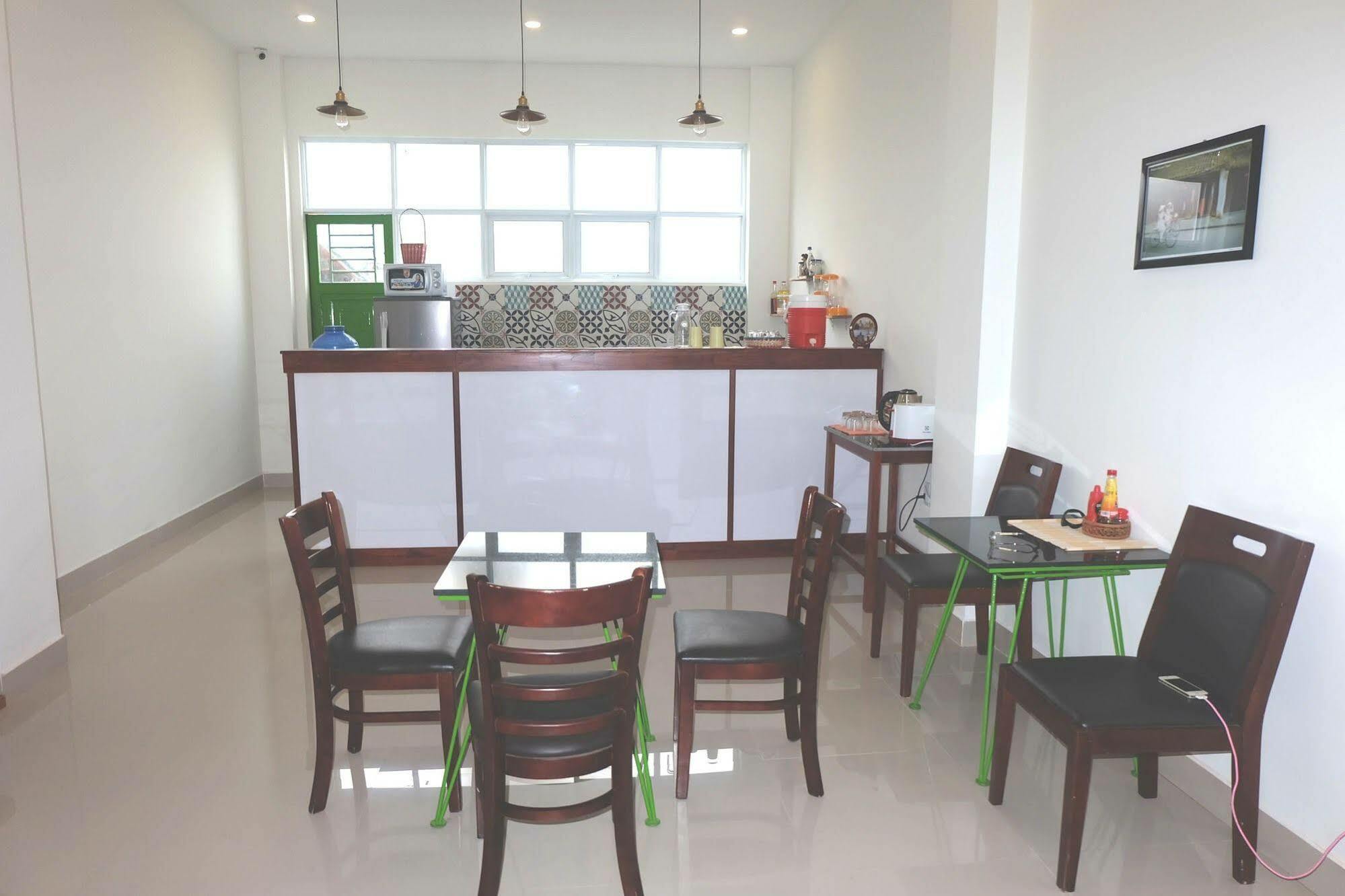 Glocal Beachside Hostel Da Nang Esterno foto